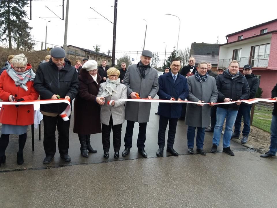 Ilustracja do informacji: Na ulicy Kasztanowej w Jamielniku świętowaliśmy zakończenie inwestycji
